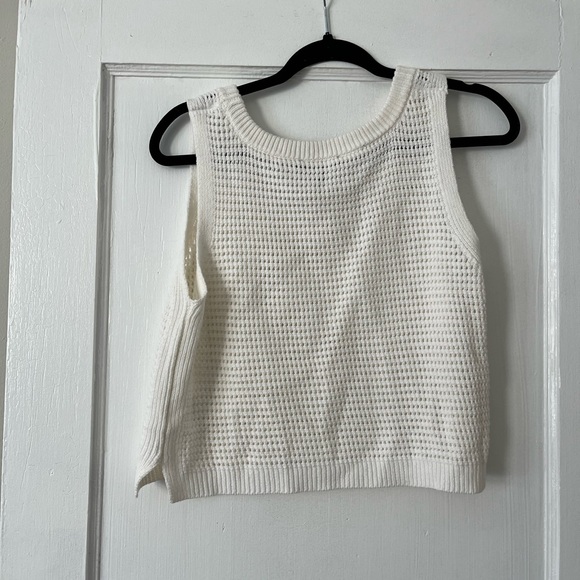 Cropped Sweater Tank - Picture 7 of 7